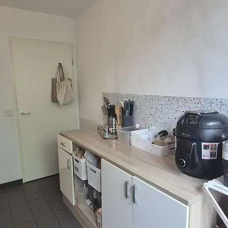 Grand Spacieux 5 Min Gares דירה ליל